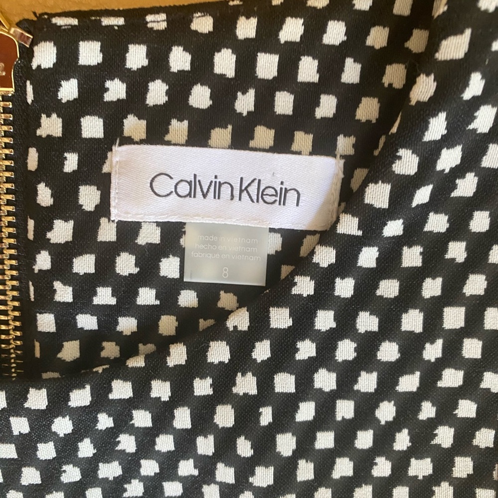 Calvin Klein Black & White Shift Career Dress, size 8. - Picture 3 of 7